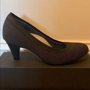 BetaBrand Women’s Size 8 Late to the Gate Heel